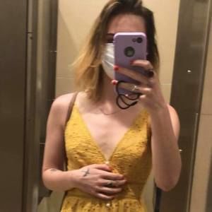 Meet your Posher, Casey